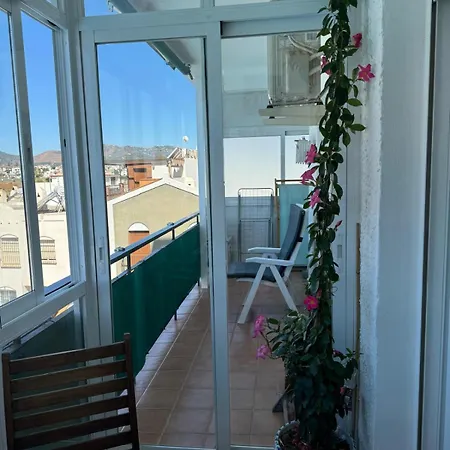 Encantador Con Vistas Montana Y Mar דירה *